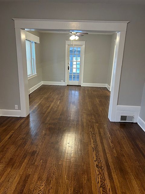 1st image of 50 Cook St