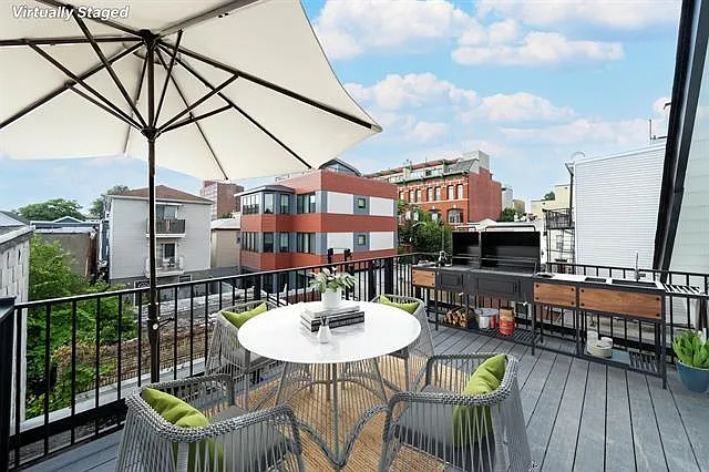 169 Webster Ave #3