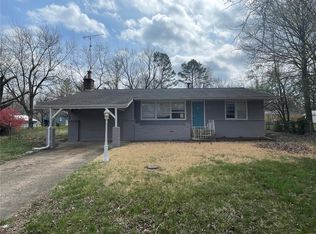 322 Winter Dr, Saint James, MO 65559