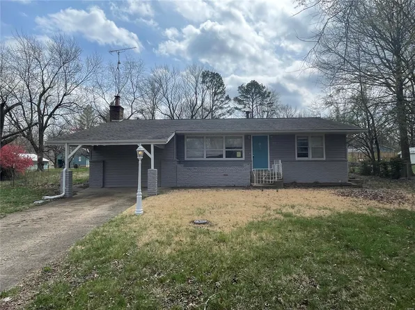 322 Winter Dr, Saint James, MO 65559