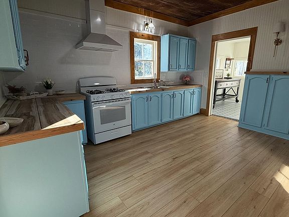 5th image of 19565 Liberty Rd