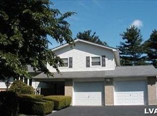 899 Frank Dr, Emmaus, PA