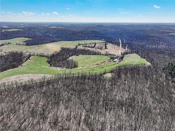 3rd image of 45156 Township Road 50