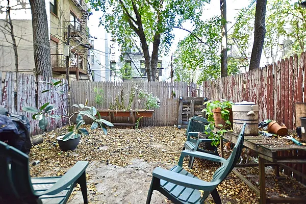 Rented by Rental Solutions Inc | media 14