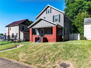 706 5th St W, Huntington, WV 25701