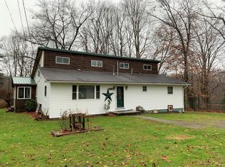 137 Bowyer Rd, Fayetteville, WV 25840