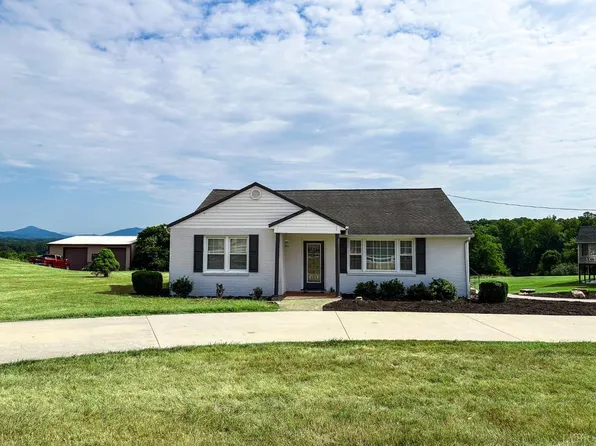 4450 Everett Rd, Forest, VA 24551