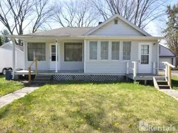 854 Maplewood Ave, Ypsilanti, MI 48198