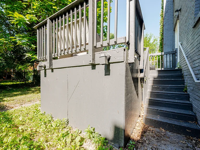 4523 Dix St NE — Photo 11