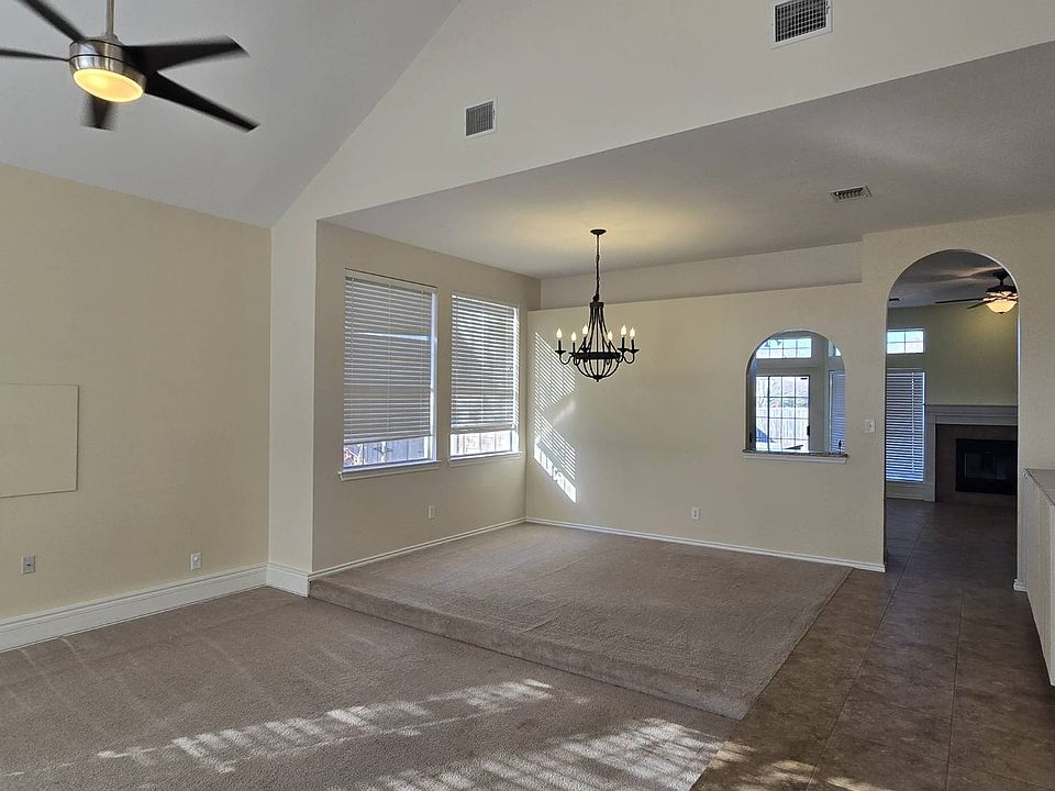 1st image of 2117 Alto Ave