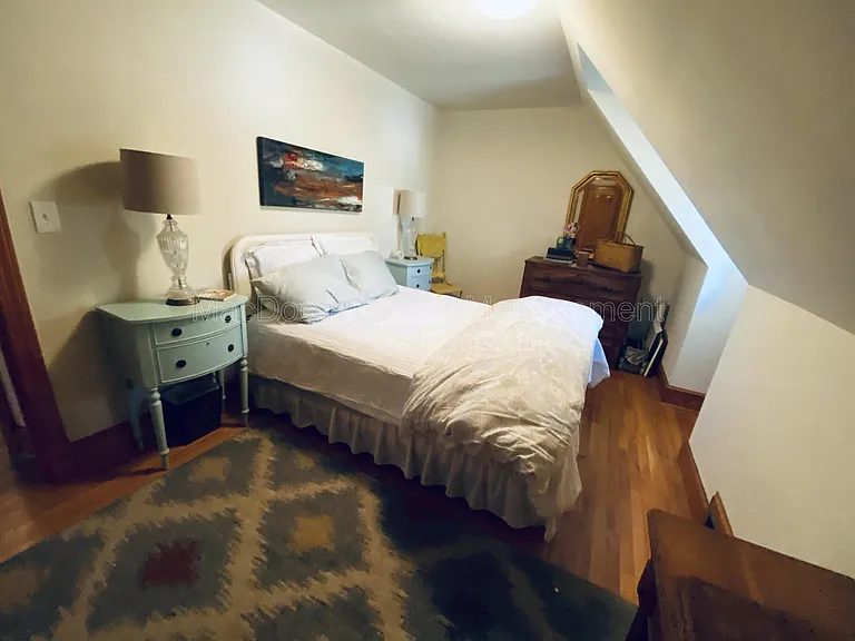 916 Sylvania Ave — Photo 26
