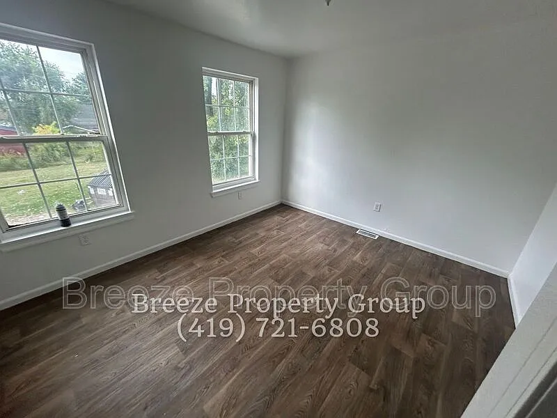 2 bed, 2.0 bath, 873 sqft, $875 — Photo 3