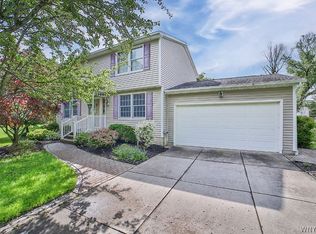 27 Altair Dr, Getzville, NY 14068