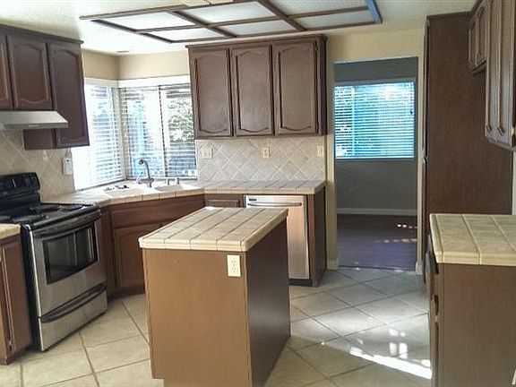 4th image of 7844 Gadsby Ct