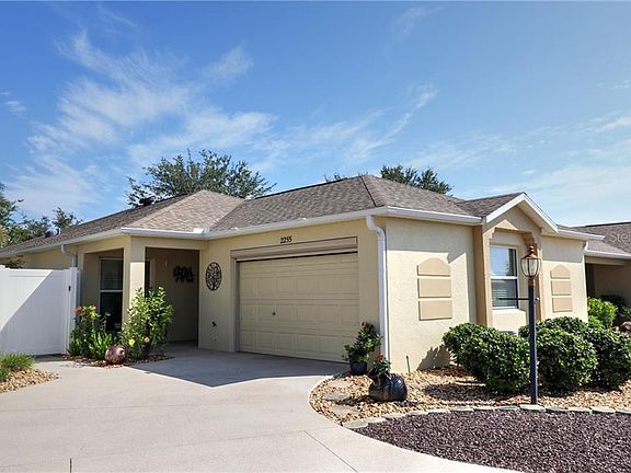 3rd image of 2255 Montbrook Pl