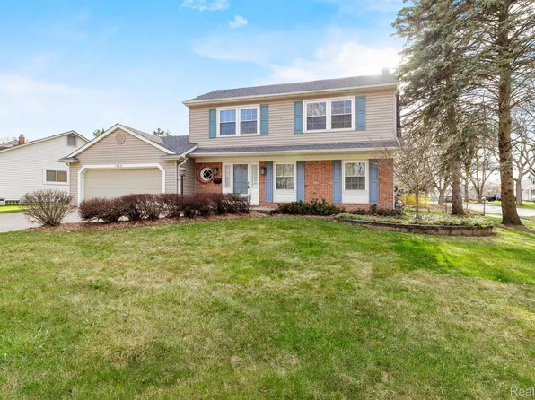 14221 Ellen Dr, Livonia, MI 48154