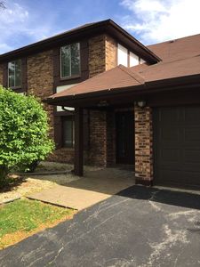 3349 184th St APT 2A, Homewood, IL, 60430