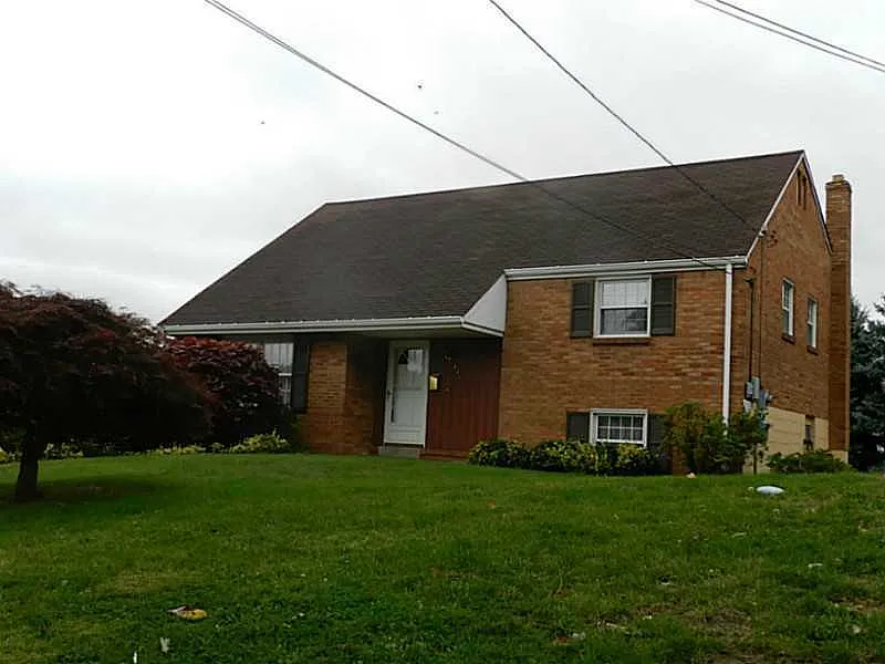 421 Sabbath Dr photo 1