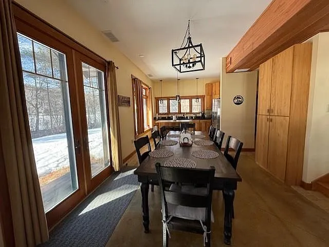 2 bed, 2.0 bath, 2191 sqft, $4,000 — Photo 4