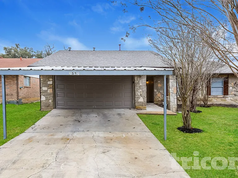 7527 Ledgebrook Dr — Photo 1