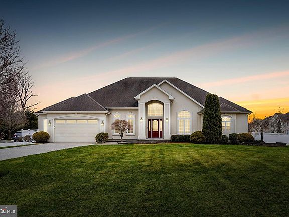 2nd image of 9 Kenneth Ct