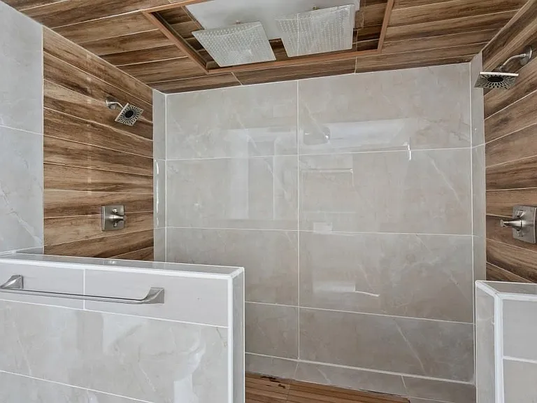 1744 Woodcliff Pl — Photo 21