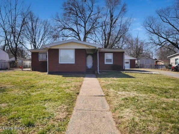 6008 Middleground Dr, Louisville, KY 40272