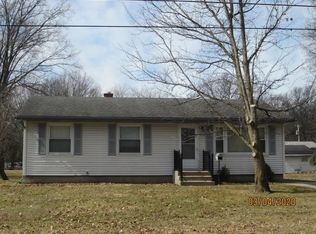 722 S 14th St, Chesterton, IN 46304