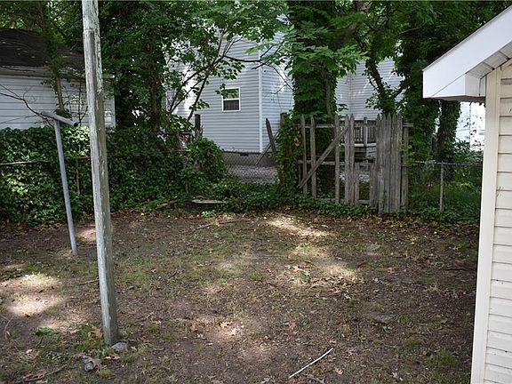 2nd image of 759 32nd St