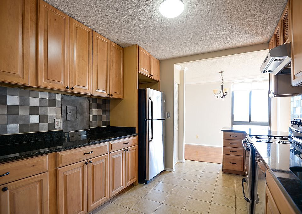 1st image of 2311 Pimmit Dr APT 1103