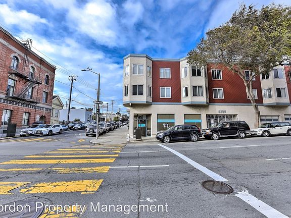 4th image of 2396 Pine St APT 206