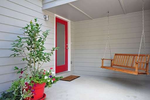 5th image of 111 Roundleaf Ct