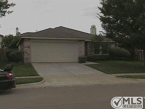 1st image of 2229 Chestnut Dr