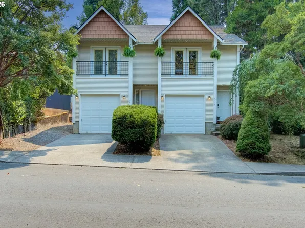 39344 Hood St, Sandy, OR 97055
