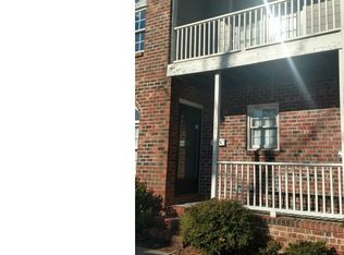 121 Olive Rd, Fayetteville, NC 28305