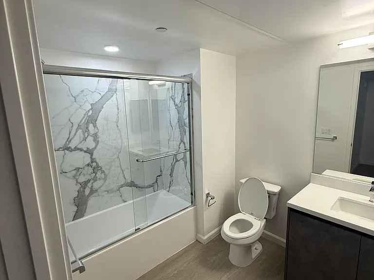Doran Residences LLC — Photo 16