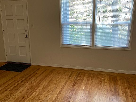 3rd image of 1825 Highland Pl #1821