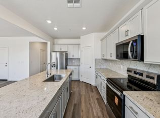 5208 Mount Airy St, Sacramento, CA 95835