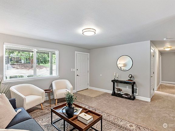 5th image of 14215 42nd Avenue Ct NW