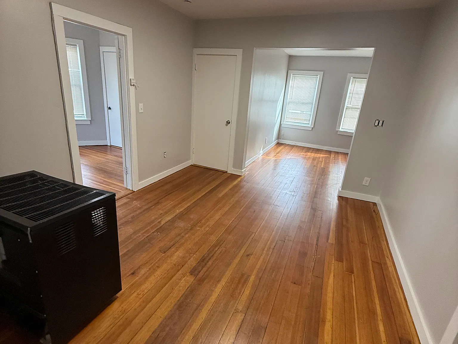 2 bed, 950 sqft, $1,700 — Photo 3