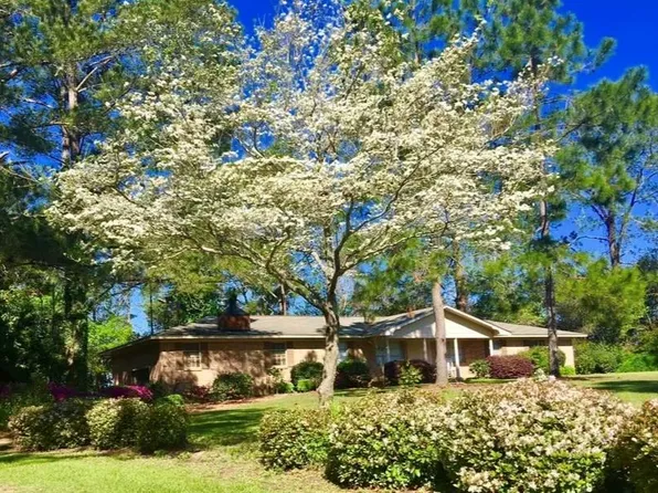 21 Ross Rd, Tifton, GA 31793