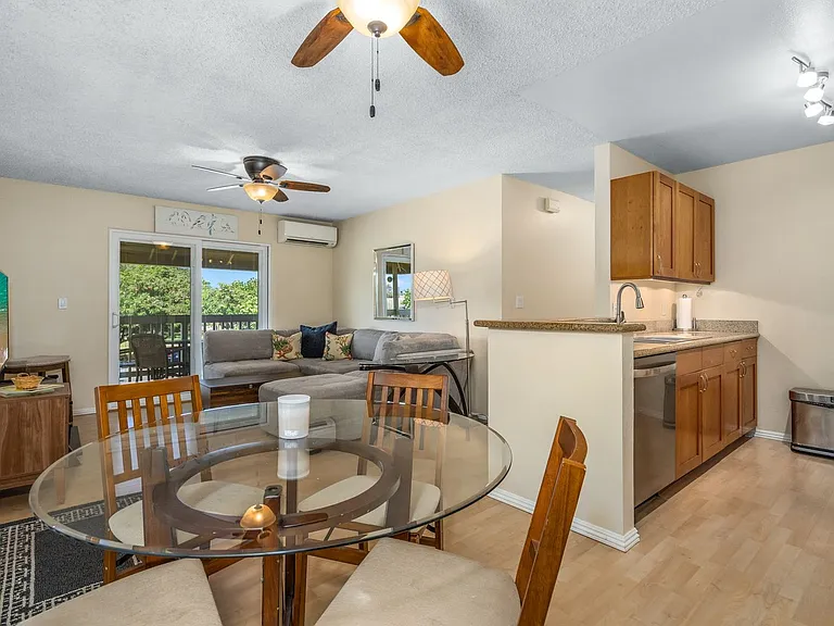 140 Uwapo Rd #38-204 — Photo 8