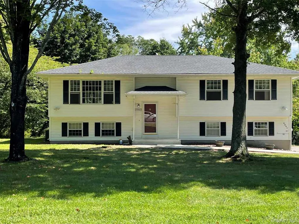 5651 Searsville Rd