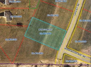 905 14th St NE, Montgomery, MN 56069