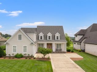 1160 Drakes Ridge Ln, Bowling Green, KY 42103