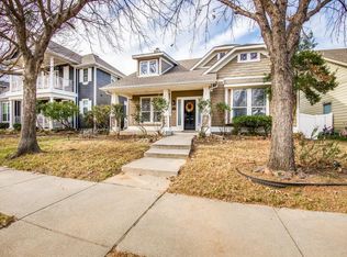 1109 Live Oak Dr, Aubrey, TX 76227