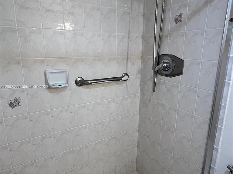 300 Bayview Dr #1410 — Photo 10