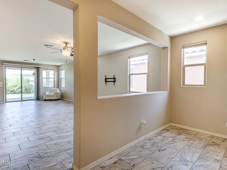 40876 W Tamara Ln — Photo 7
