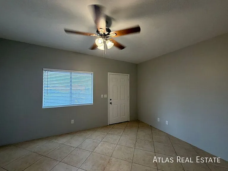 311 W Pastime Rd #1 — Photo 5
