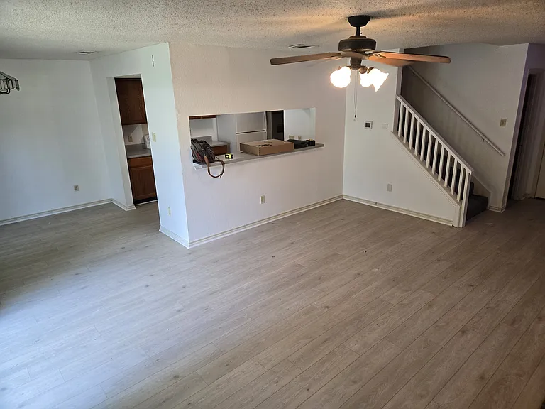 6610 Windrift Way — Photo 6